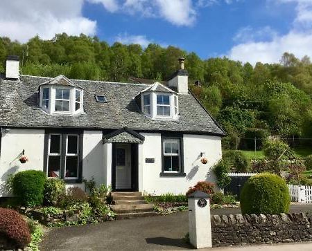 Twostones Bed and Breakfast Arrochar Exteriör bild