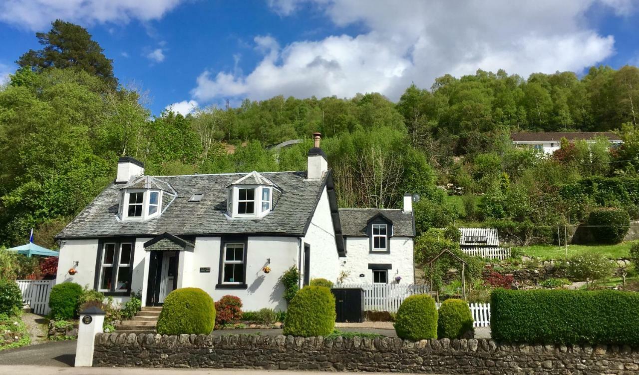Twostones Bed and Breakfast Arrochar Exteriör bild