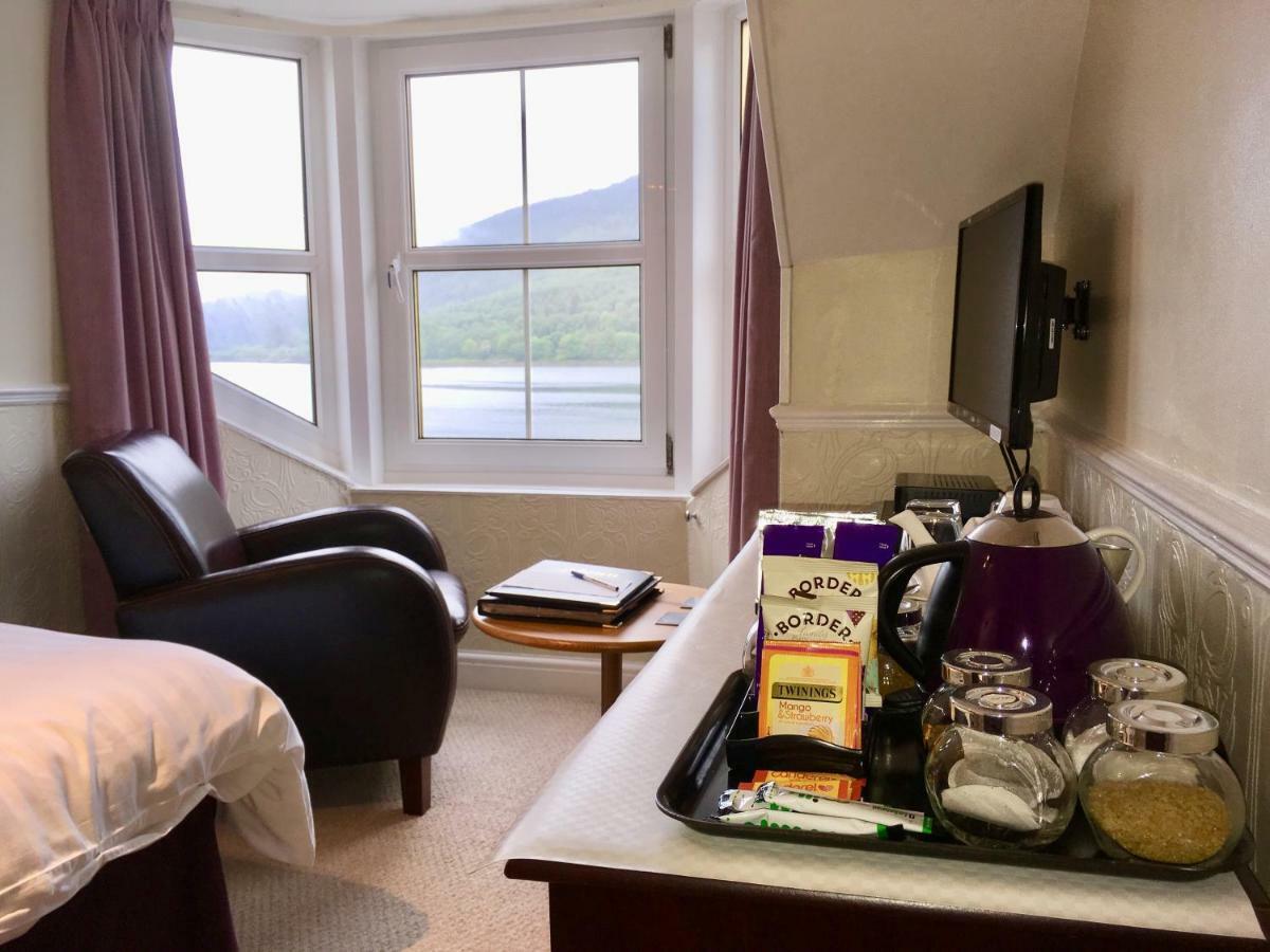 Twostones Bed and Breakfast Arrochar Exteriör bild